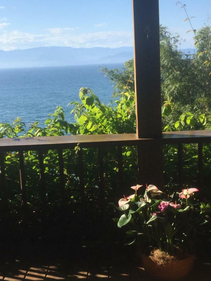 Casa Vermelha Guest House Ilhabela Exteriör bild